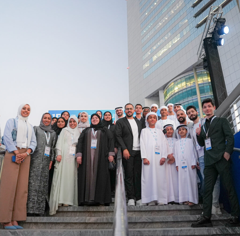 محمد اللباد ، قمة المليار متابع ، قمة المليار متابع: نقطة التقاء لصناع المحتوى والمبدعين حول العالم في دبي 

